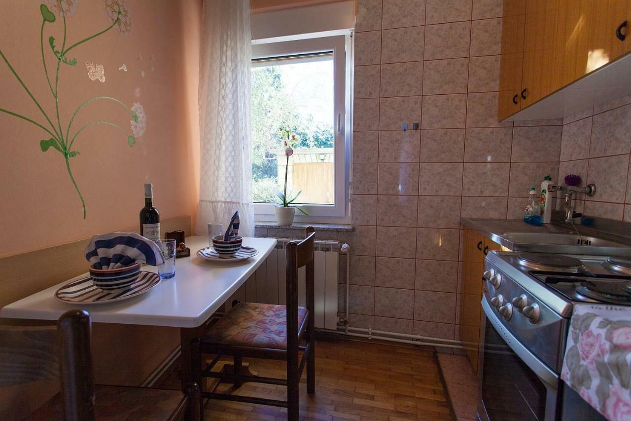 Apartments Topic & Krk Central Location Крк Экстерьер фото